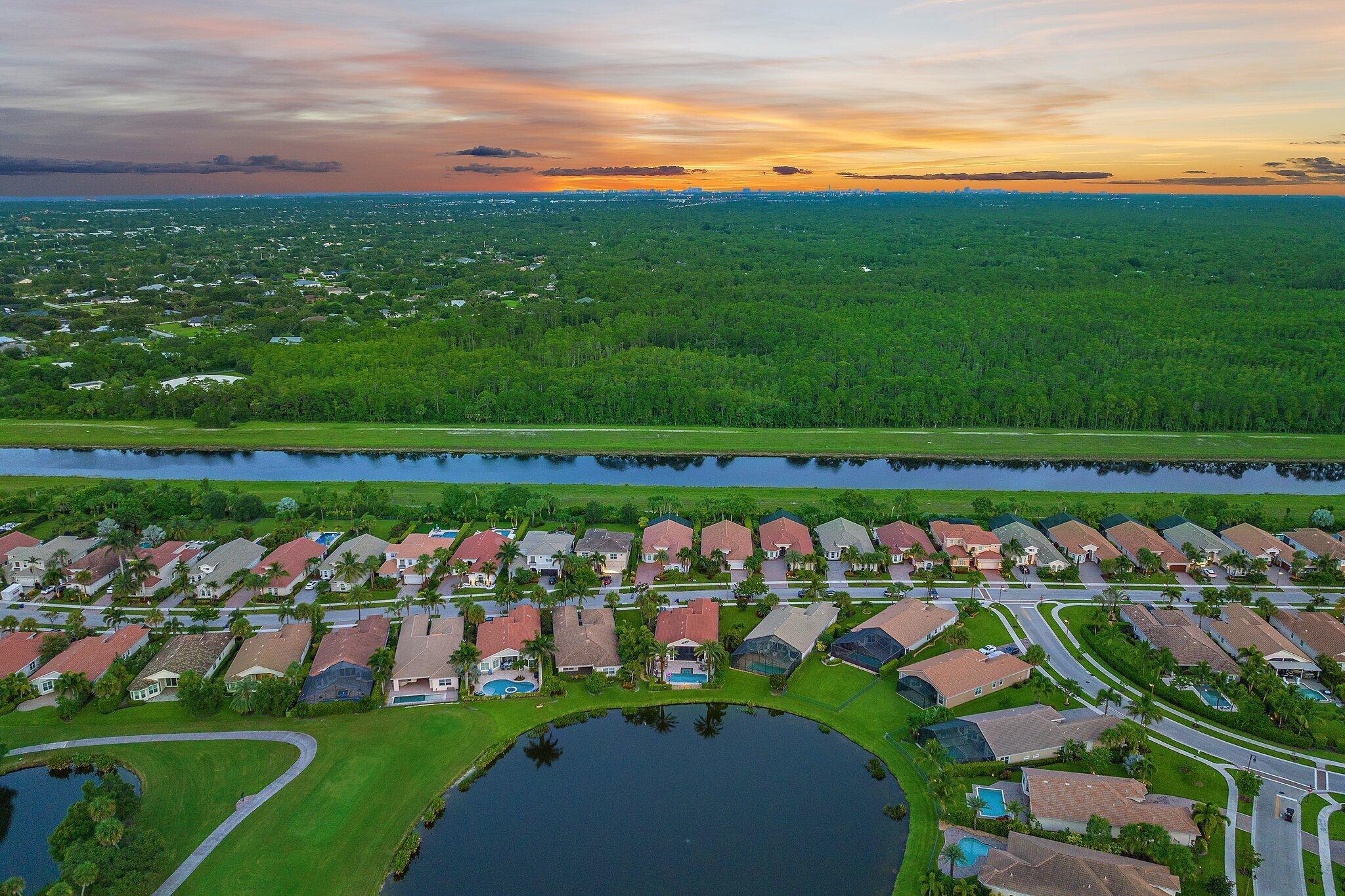 JUPITER COUNTRY CLUB POD - Residential