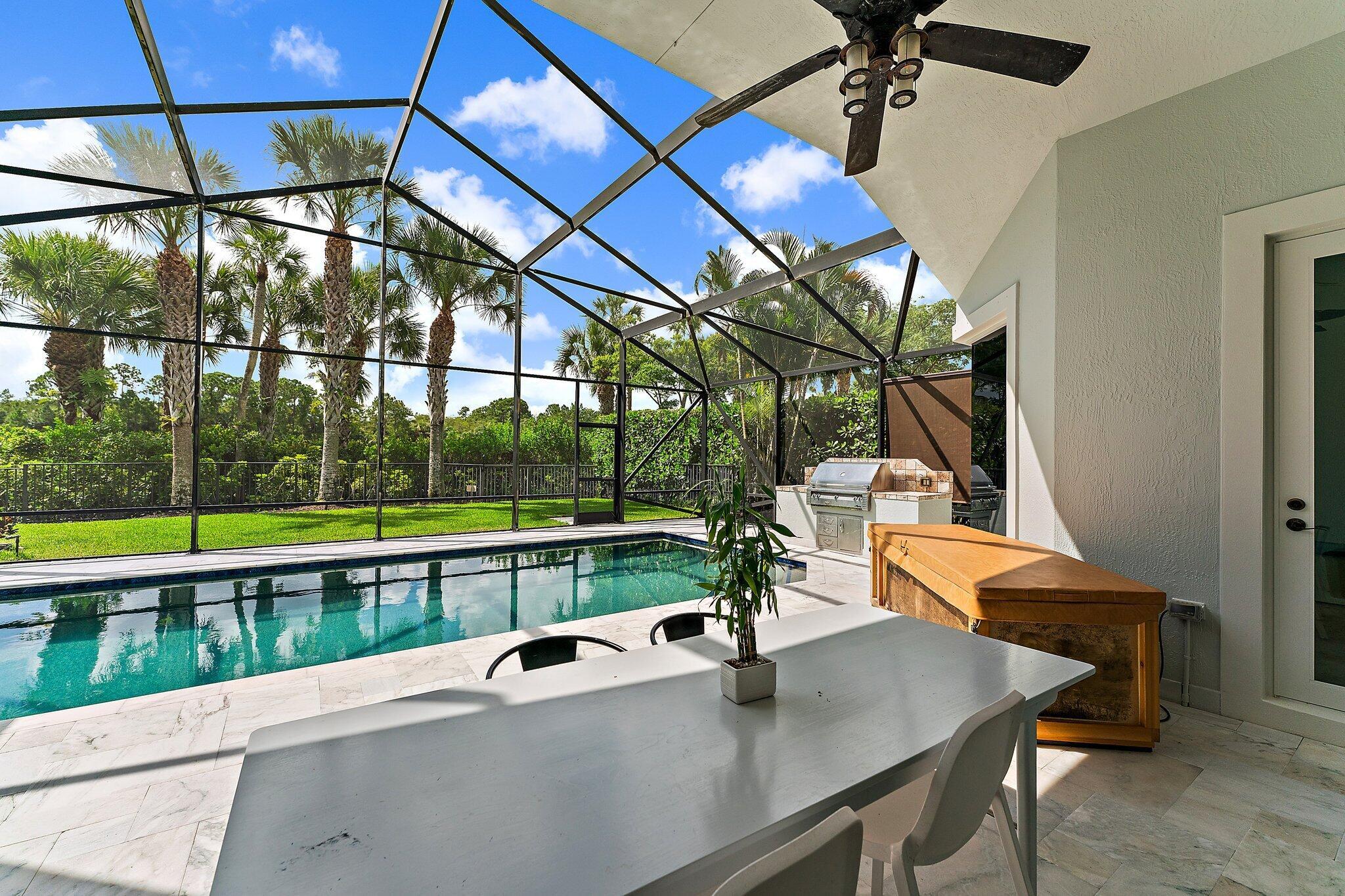 JUPITER COUNTRY CLUB POD - Residential