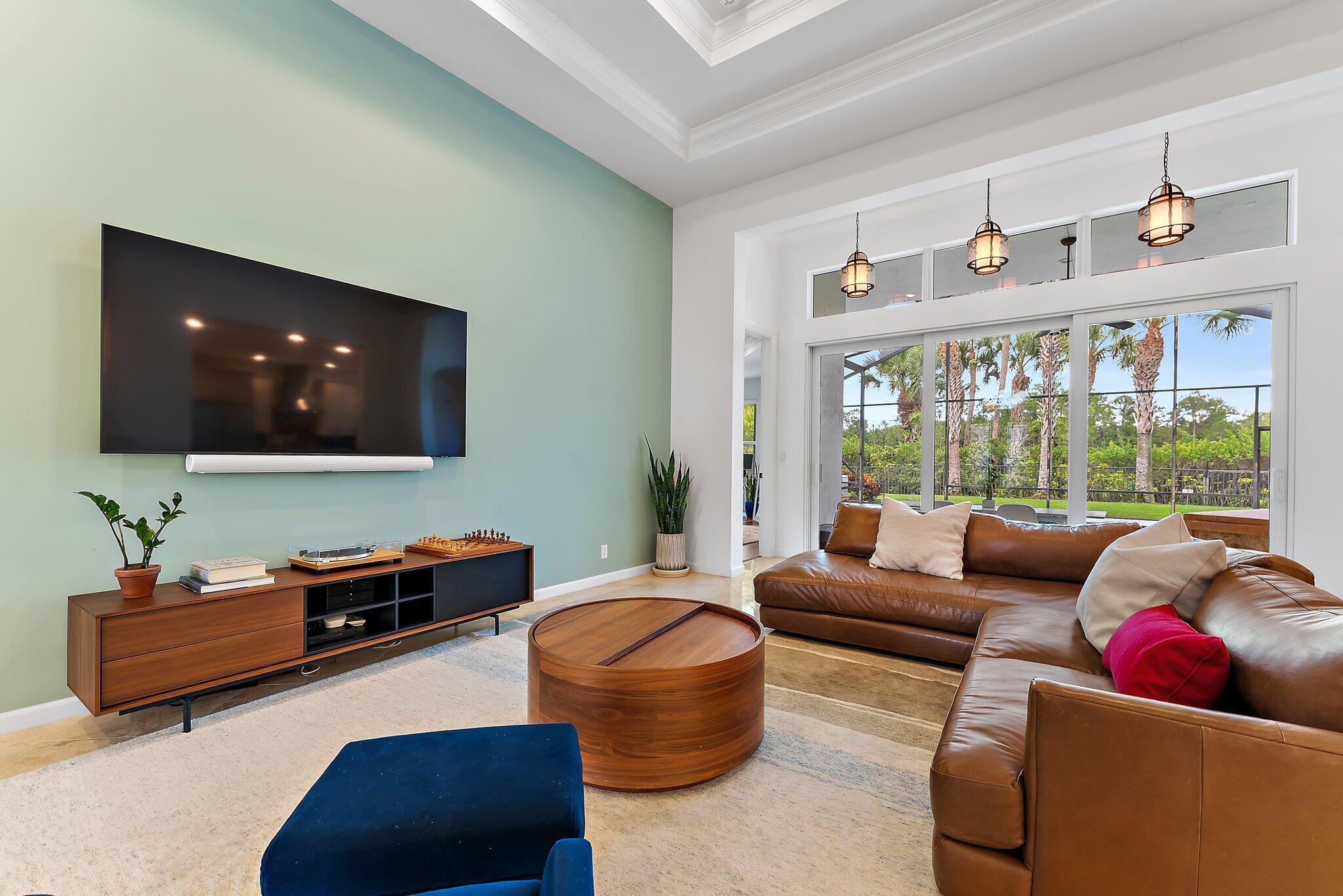 JUPITER COUNTRY CLUB POD - Residential