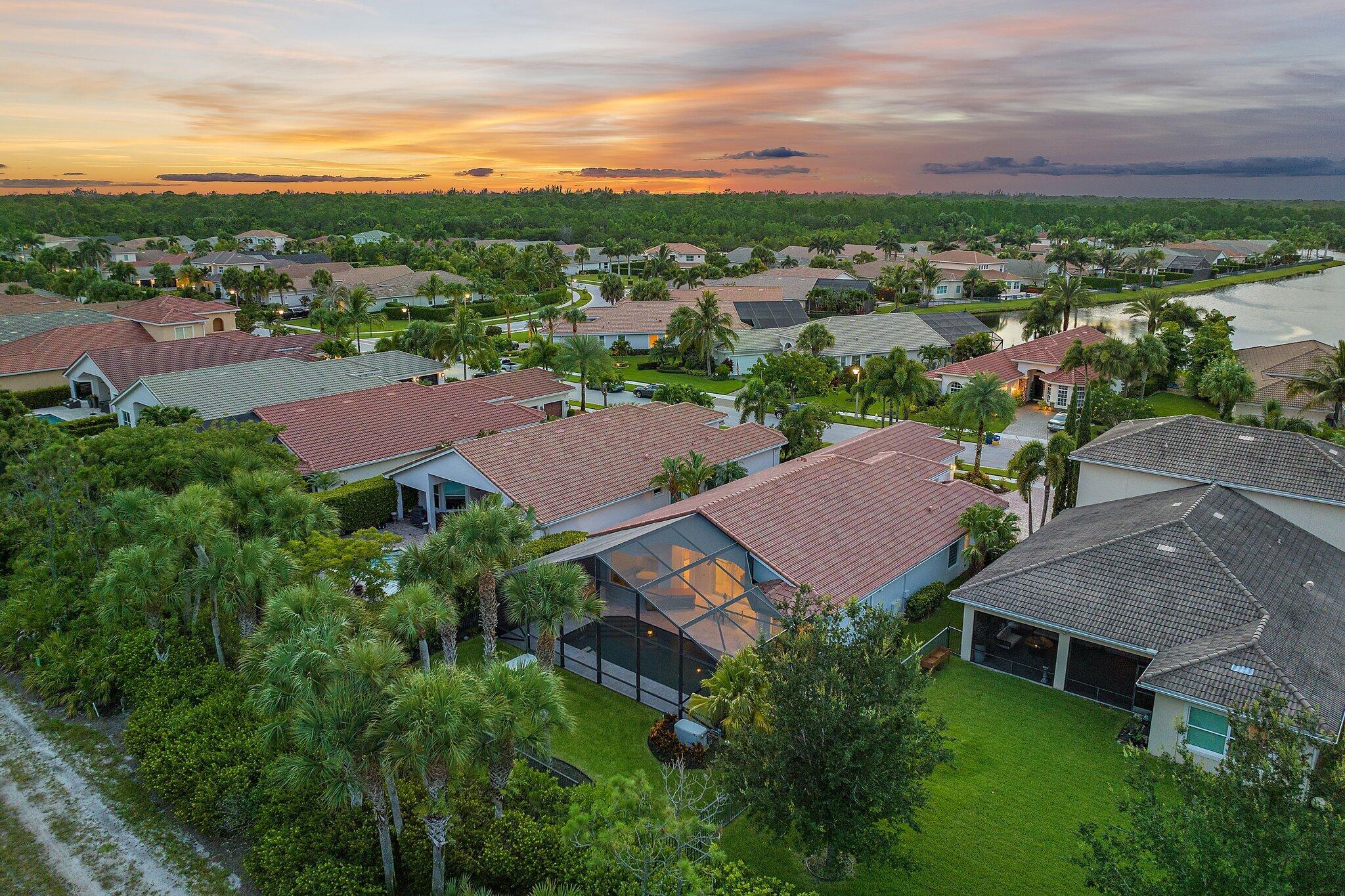 JUPITER COUNTRY CLUB POD - Residential