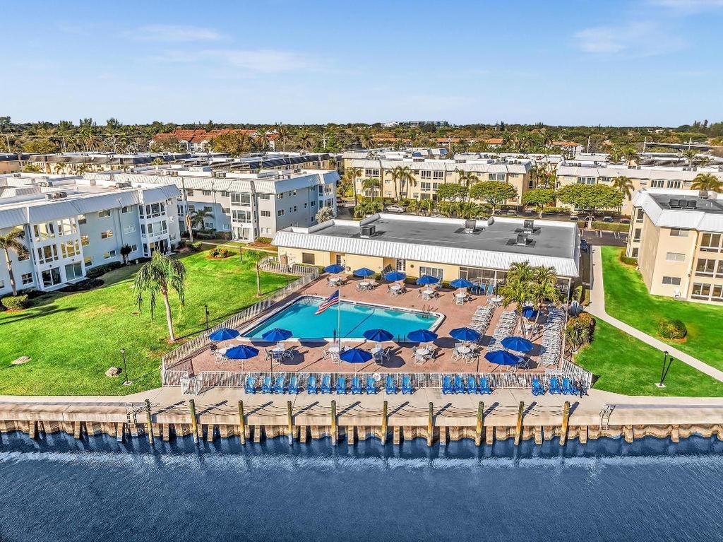 Photo of 10 Colonial Club 101 Drive #101, Boynton Beach, FL 33435 (MLS # R11074800)