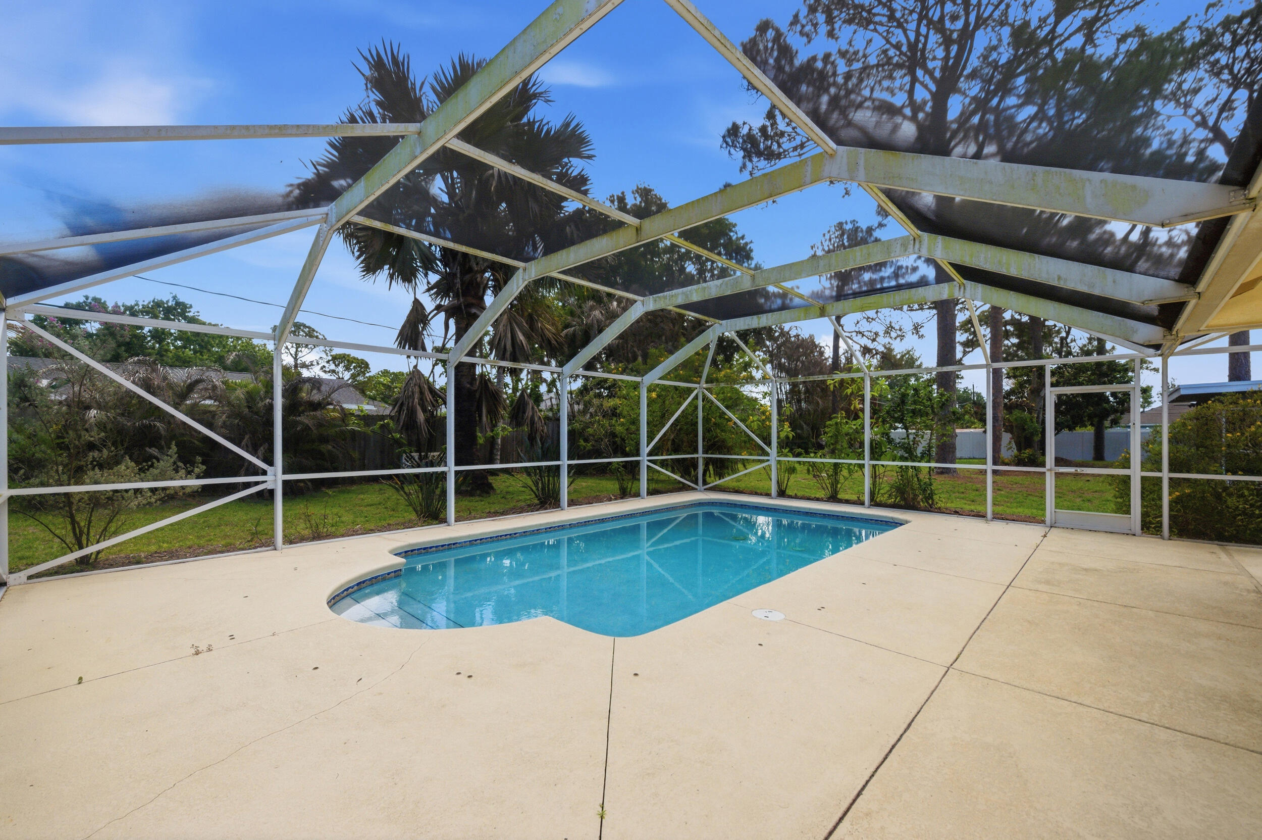 PORT ST LUCIE SECTION 13 - Residential Lease