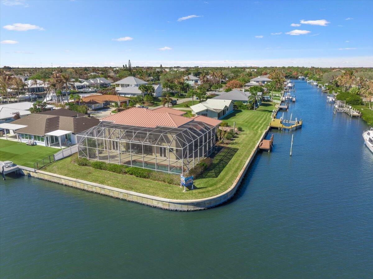 VERO ISLES PLAT NO 3 - Residential