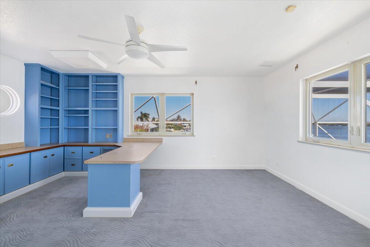 VERO ISLES PLAT NO 3 - Residential