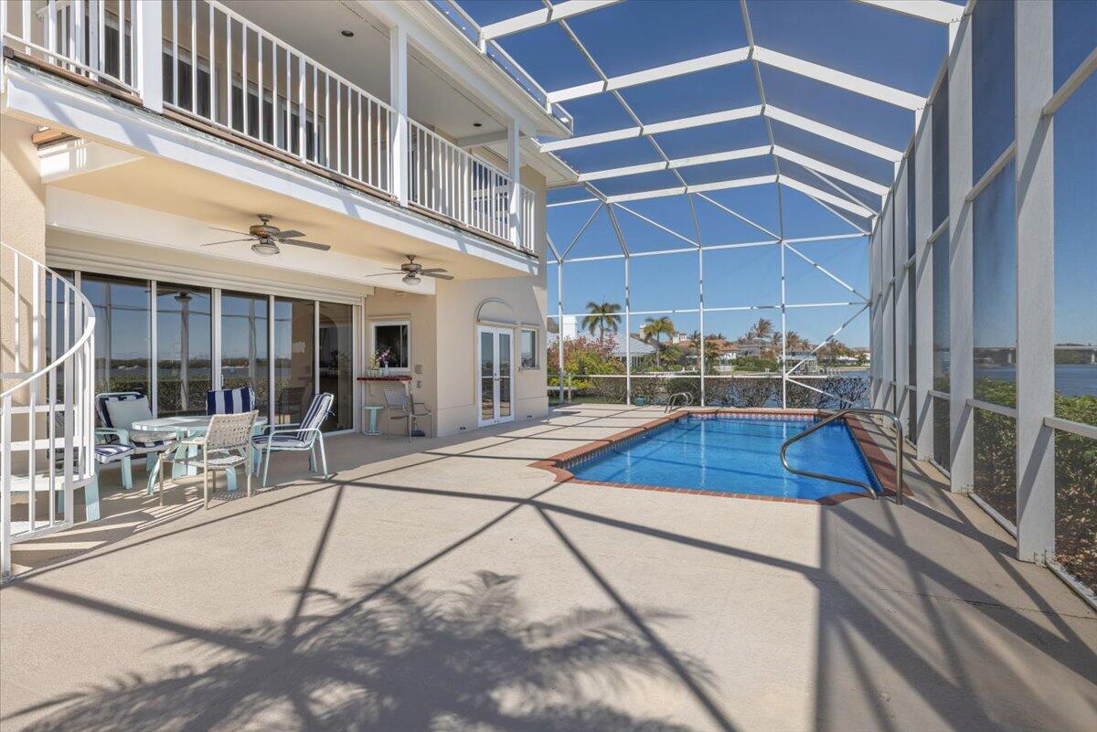 VERO ISLES PLAT NO 3 - Residential