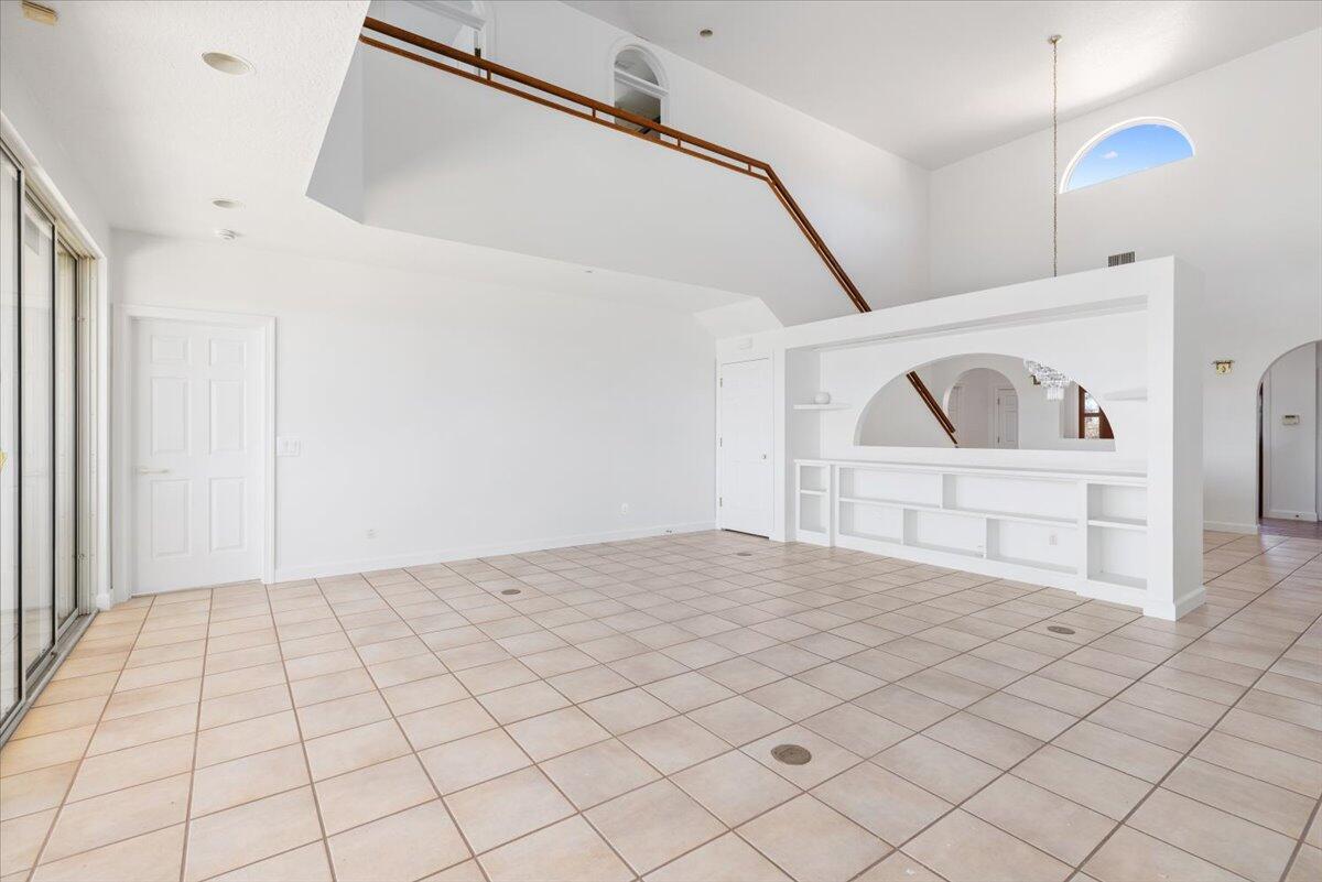 VERO ISLES PLAT NO 3 - Residential