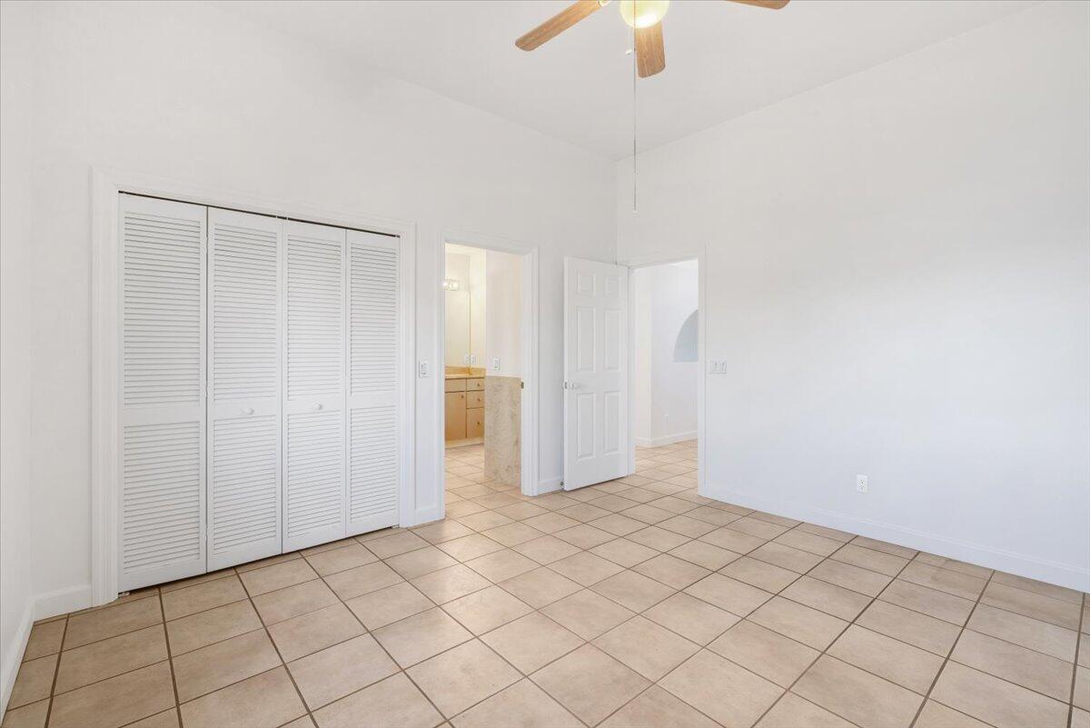 VERO ISLES PLAT NO 3 - Residential