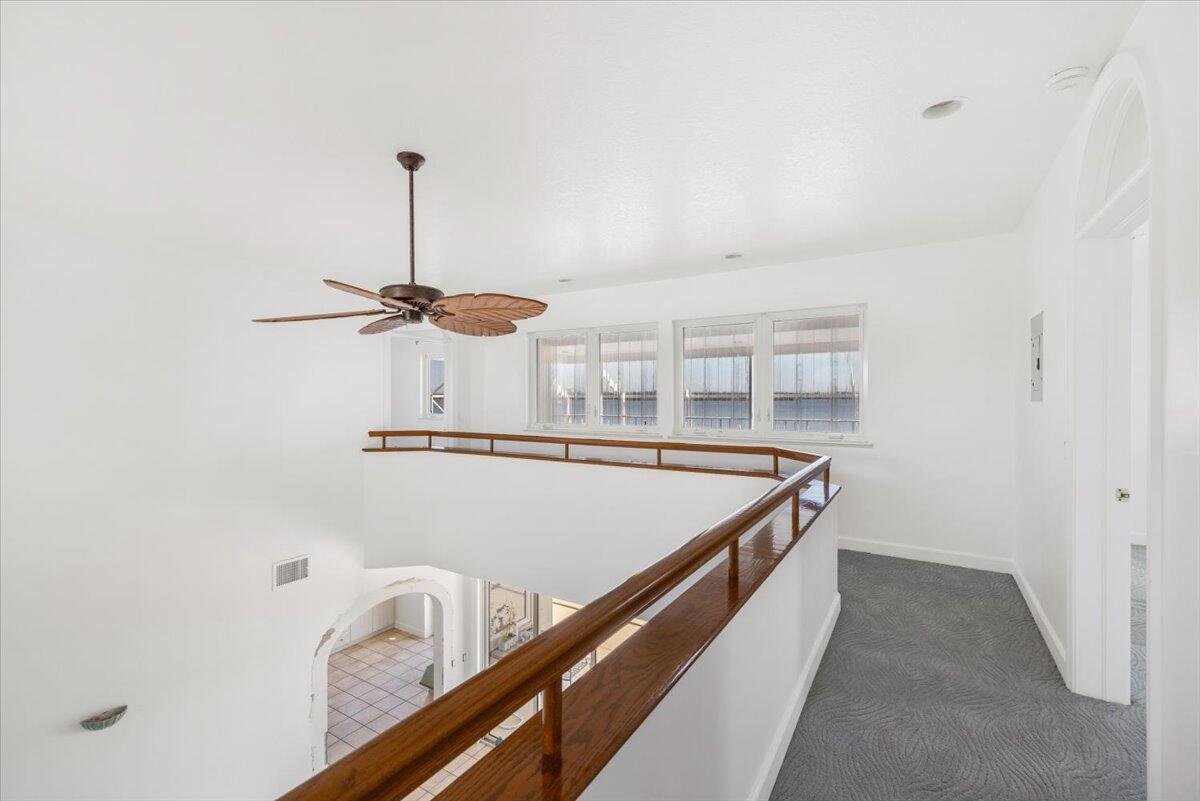 VERO ISLES PLAT NO 3 - Residential