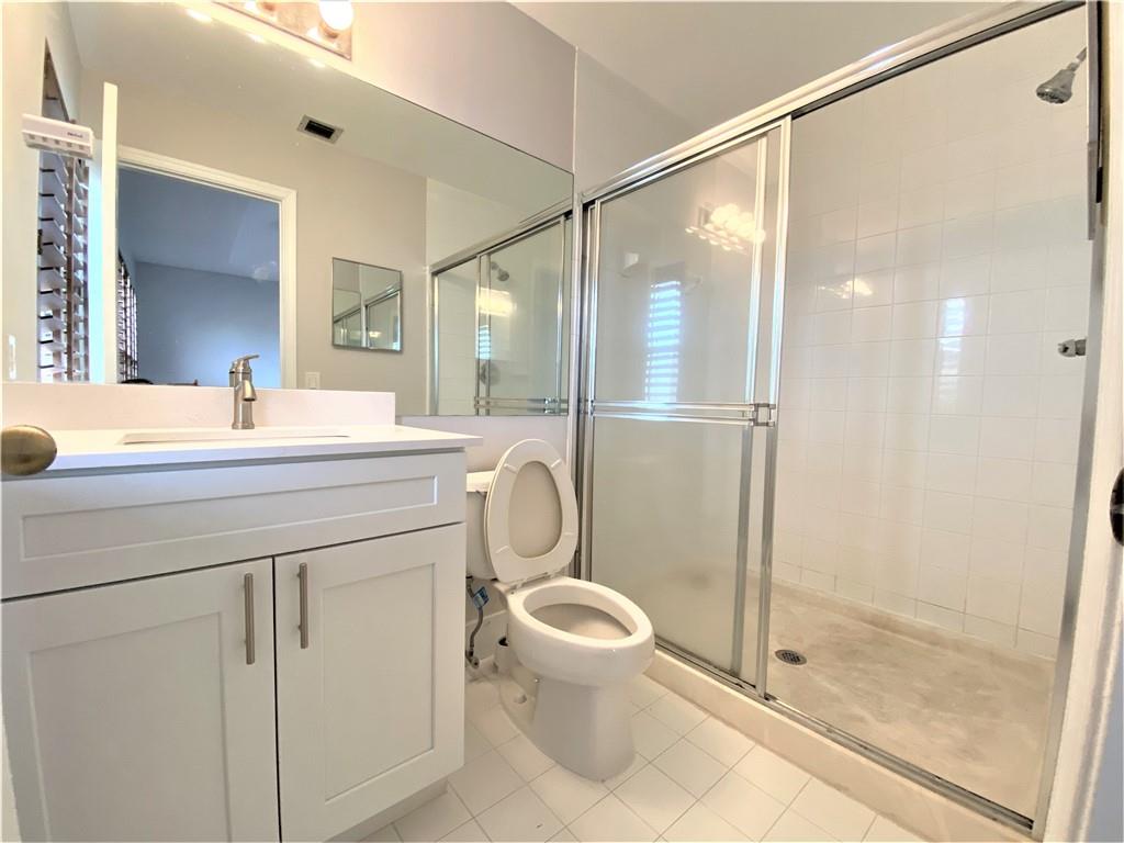 C & P Properties 160-34 B - Residential Lease