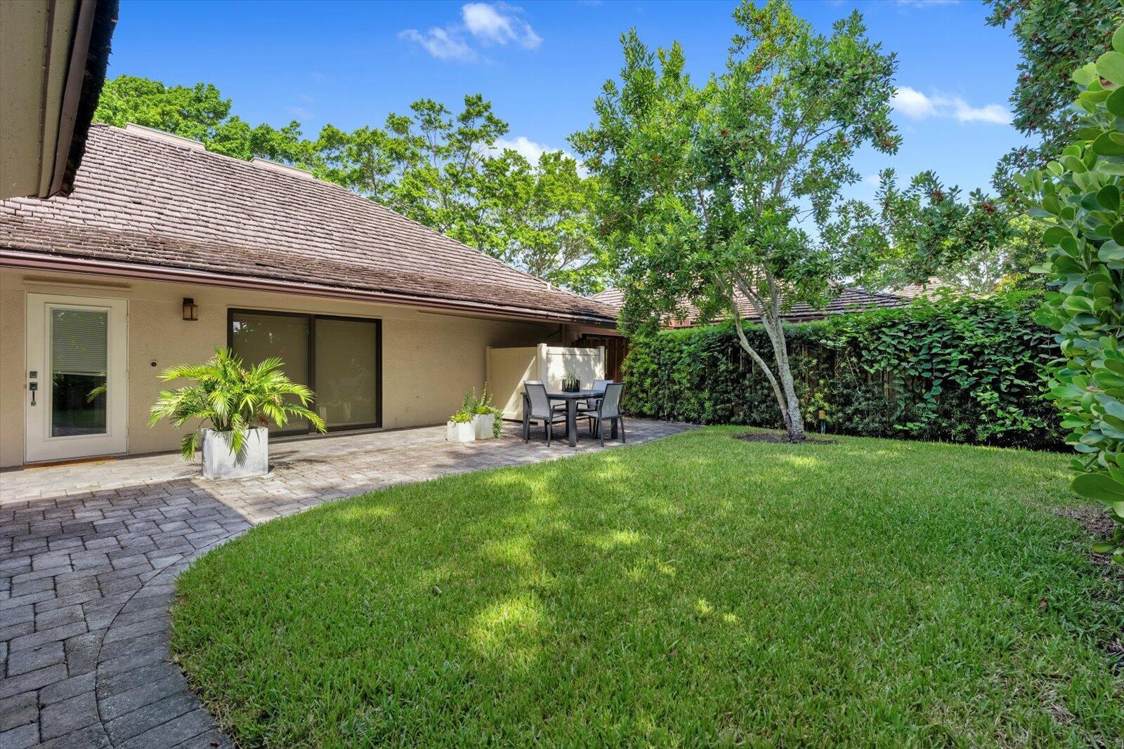 GOLF AND TENNIS VILLAGE P - Residential Lease