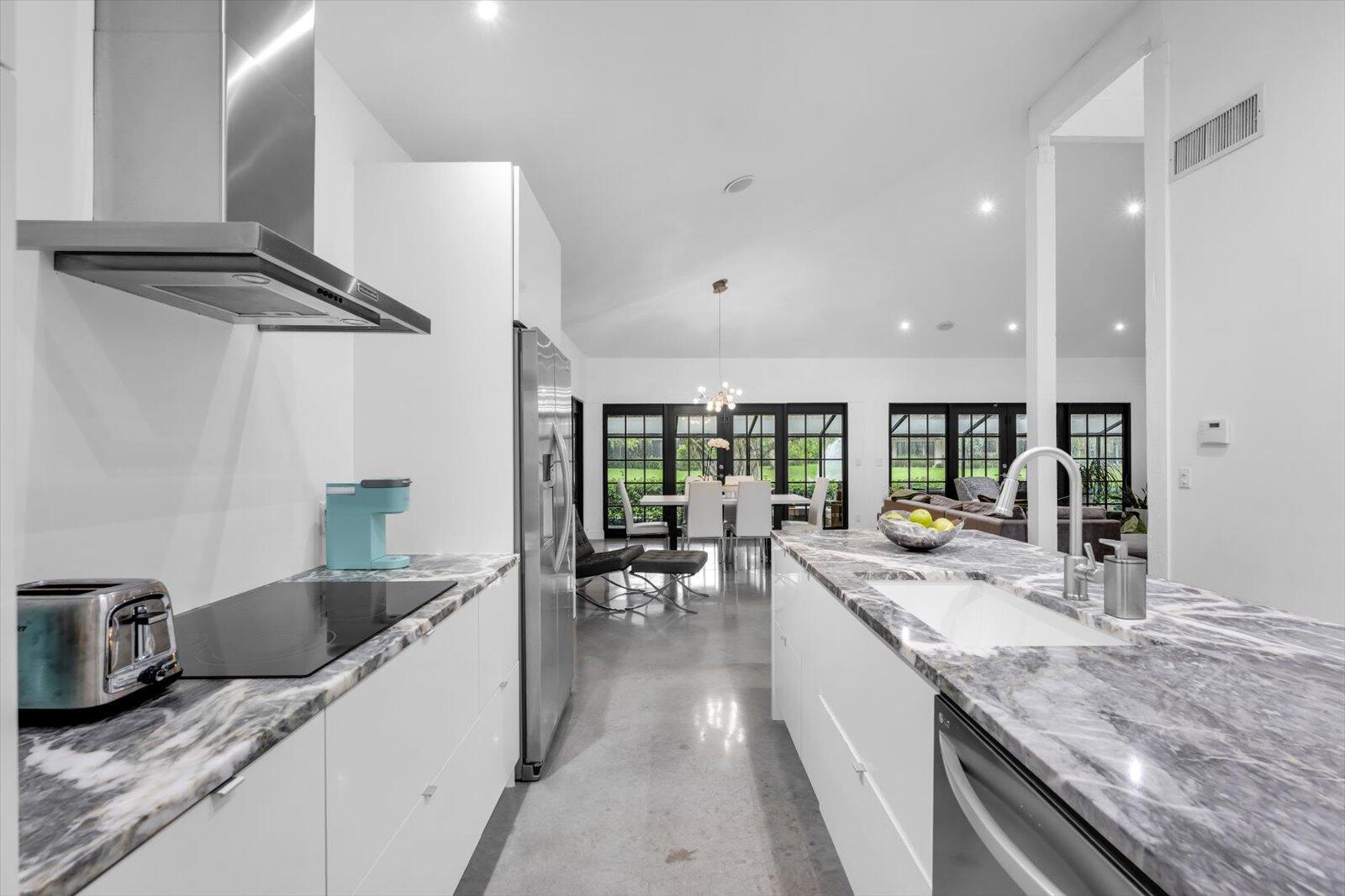 GOLF AND TENNIS VILLAGE P - Residential Lease
