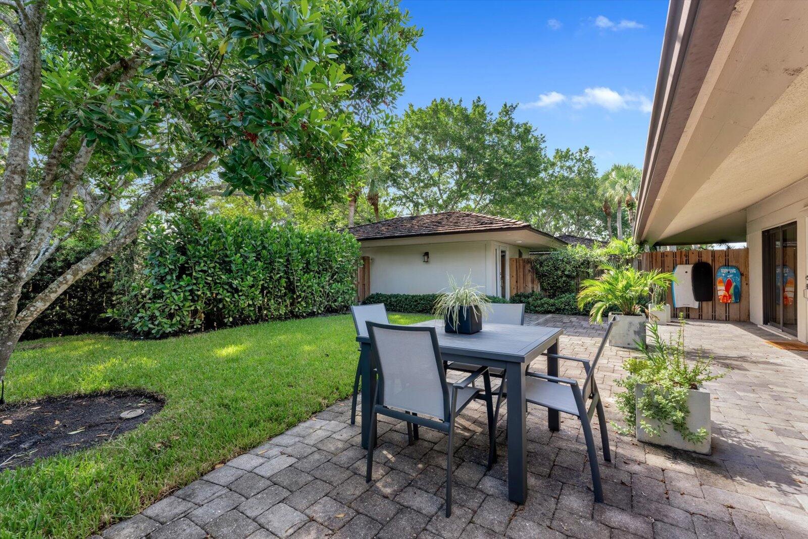 GOLF AND TENNIS VILLAGE P - Residential Lease