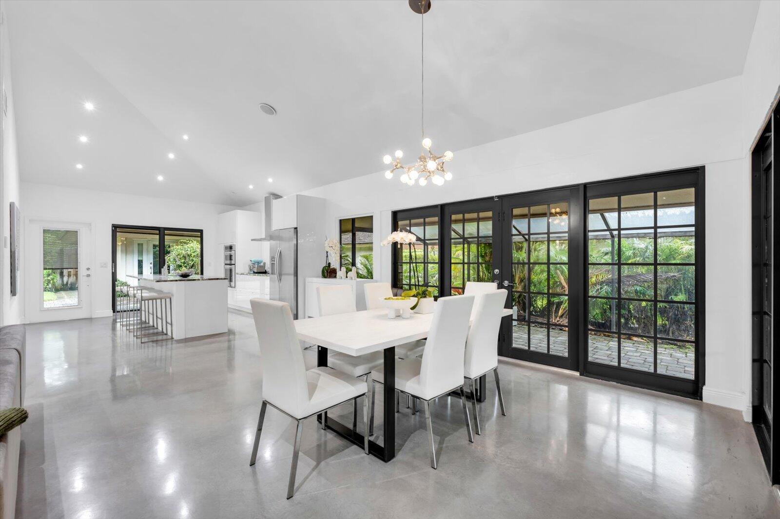 GOLF AND TENNIS VILLAGE P - Residential Lease