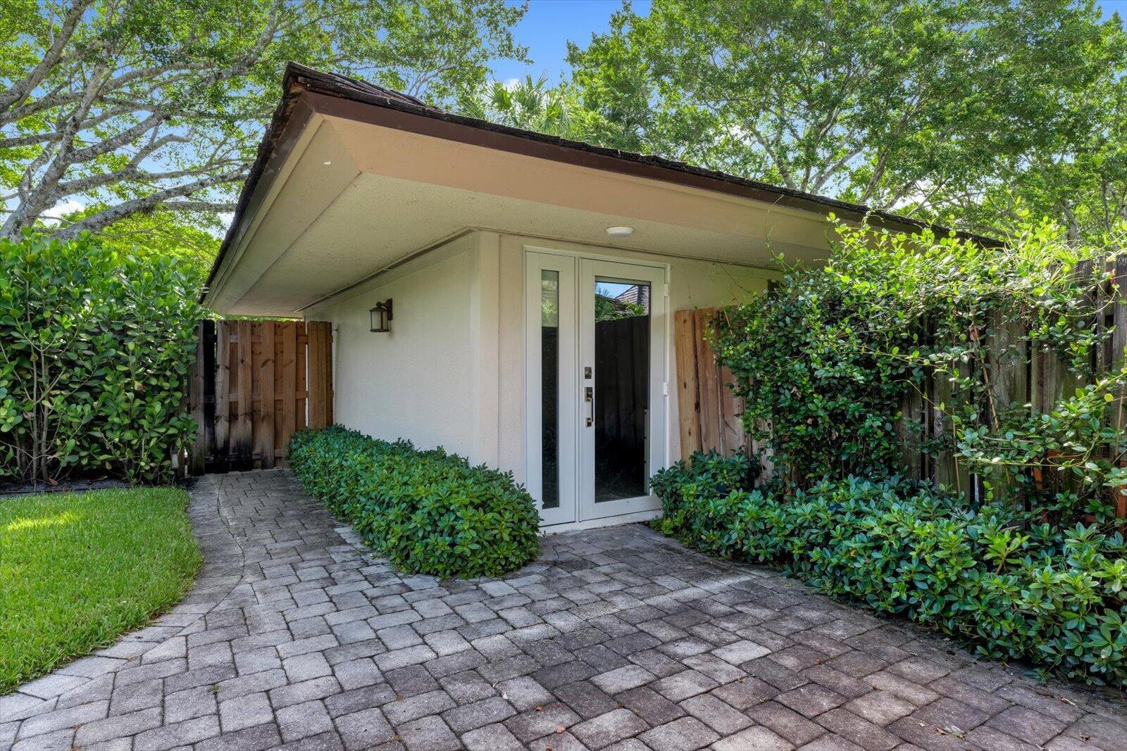 GOLF AND TENNIS VILLAGE P - Residential Lease