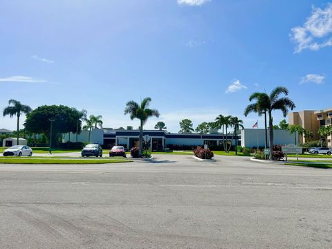 Tiny photo for 4725 Lucerne Lakes Boulevard E #314, Lake Worth, FL 33467 (MLS # R11144890)
