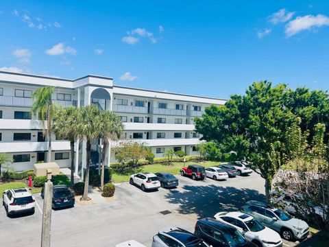 Tiny photo for 4725 Lucerne Lakes Boulevard E #314, Lake Worth, FL 33467 (MLS # R11144890)