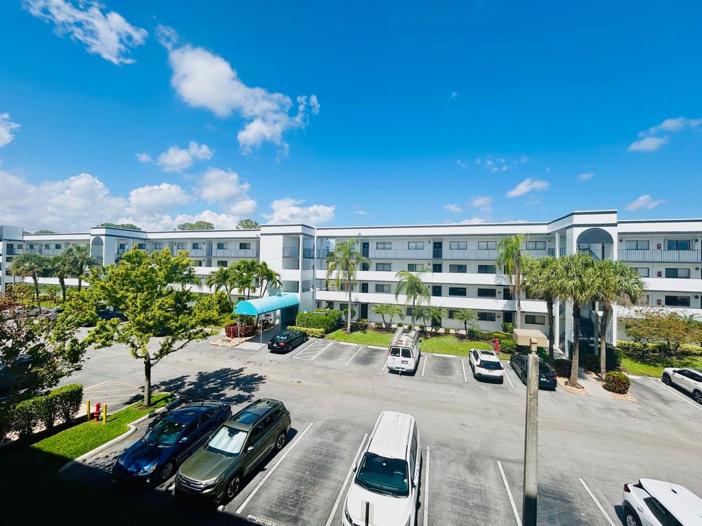 Photo of 4725 Lucerne Lakes Boulevard E #314, Lake Worth, FL 33467 (MLS # R11144890)