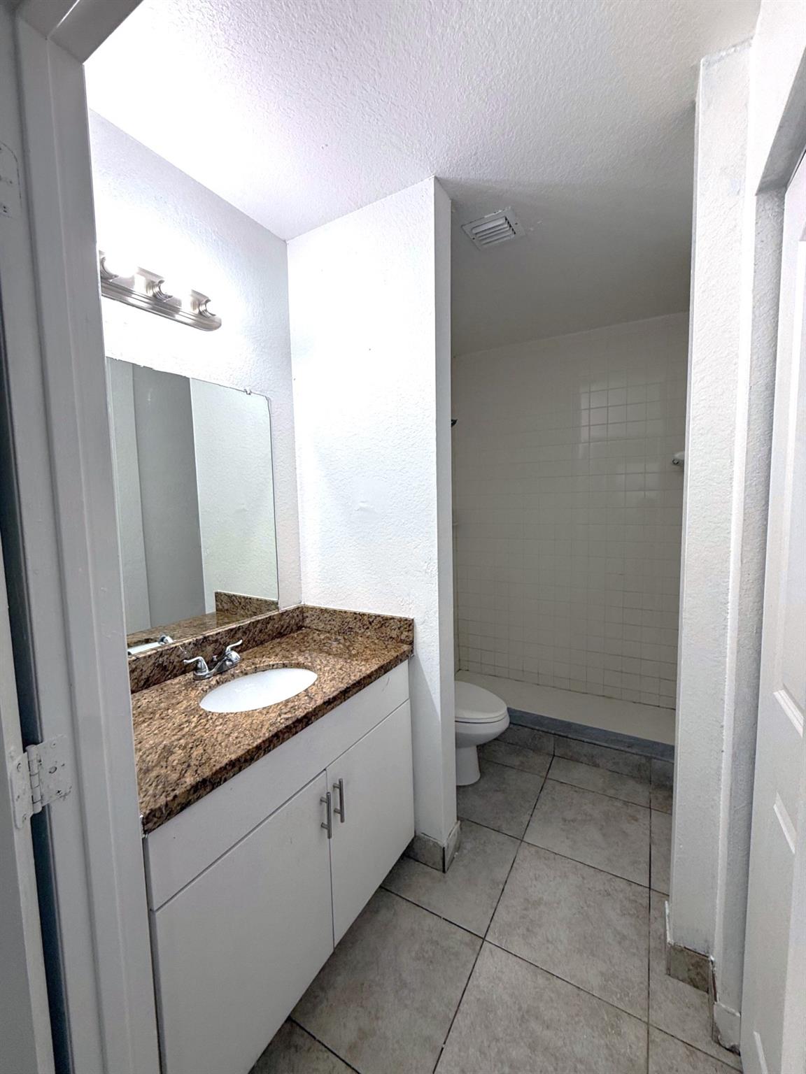 Oriole Estates Sec 8 65-9 - Residential Lease