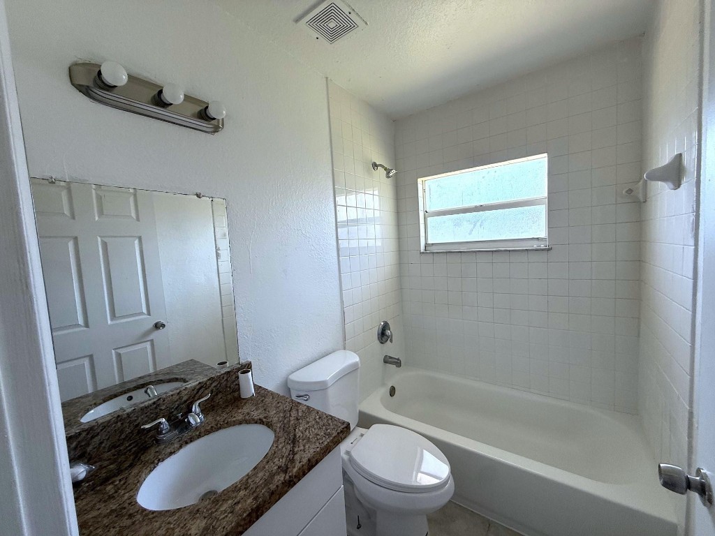 Oriole Estates Sec 8 65-9 - Residential Lease