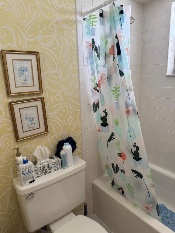 Omega Condo No #11 - Residential