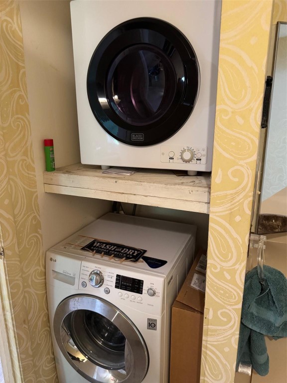 Omega Condo No #11 - Residential