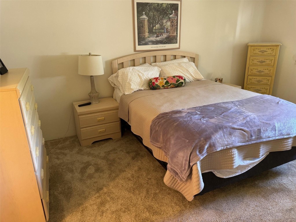 Omega Condo No #11 - Residential