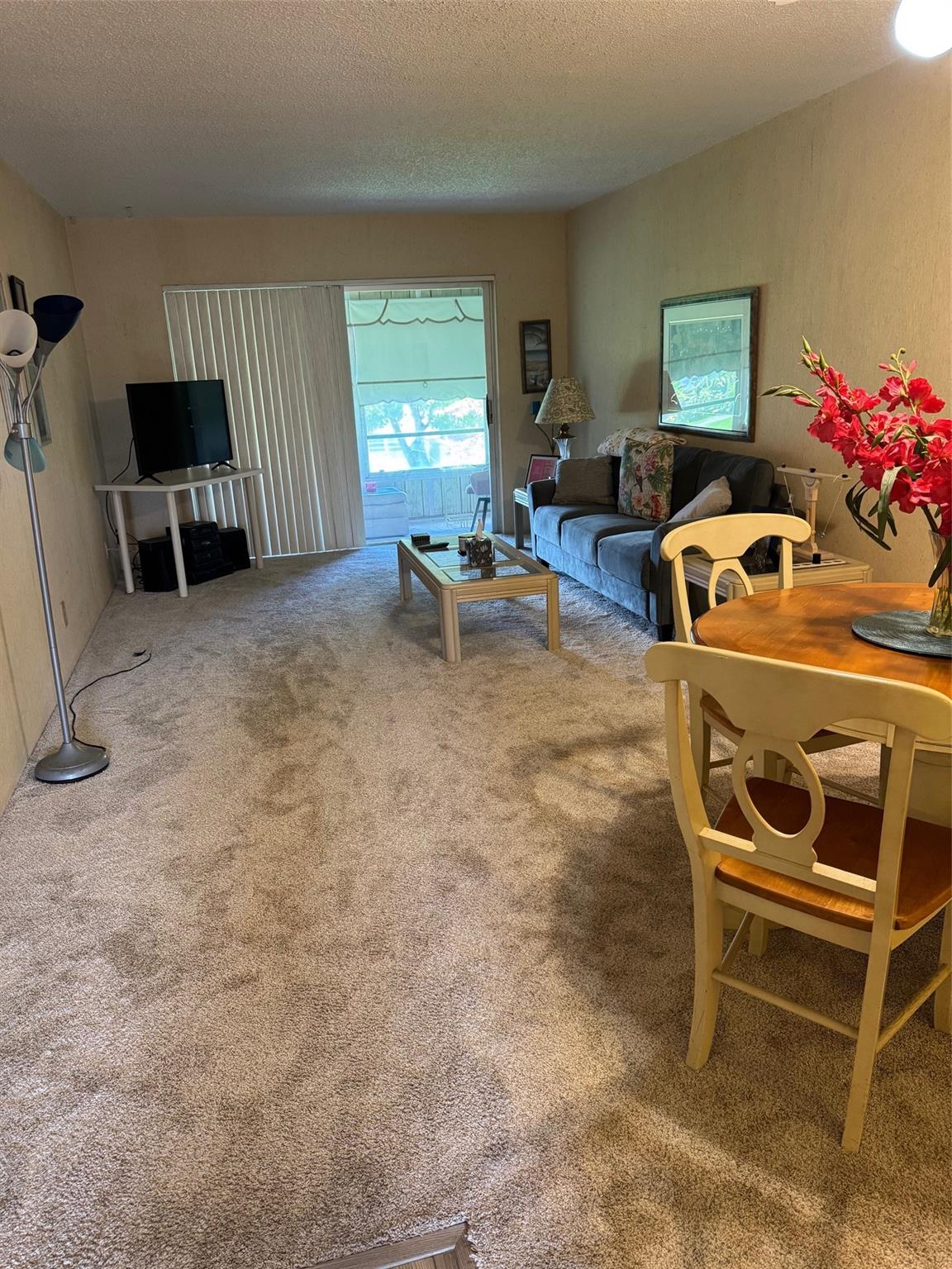 Omega Condo No #11 - Residential