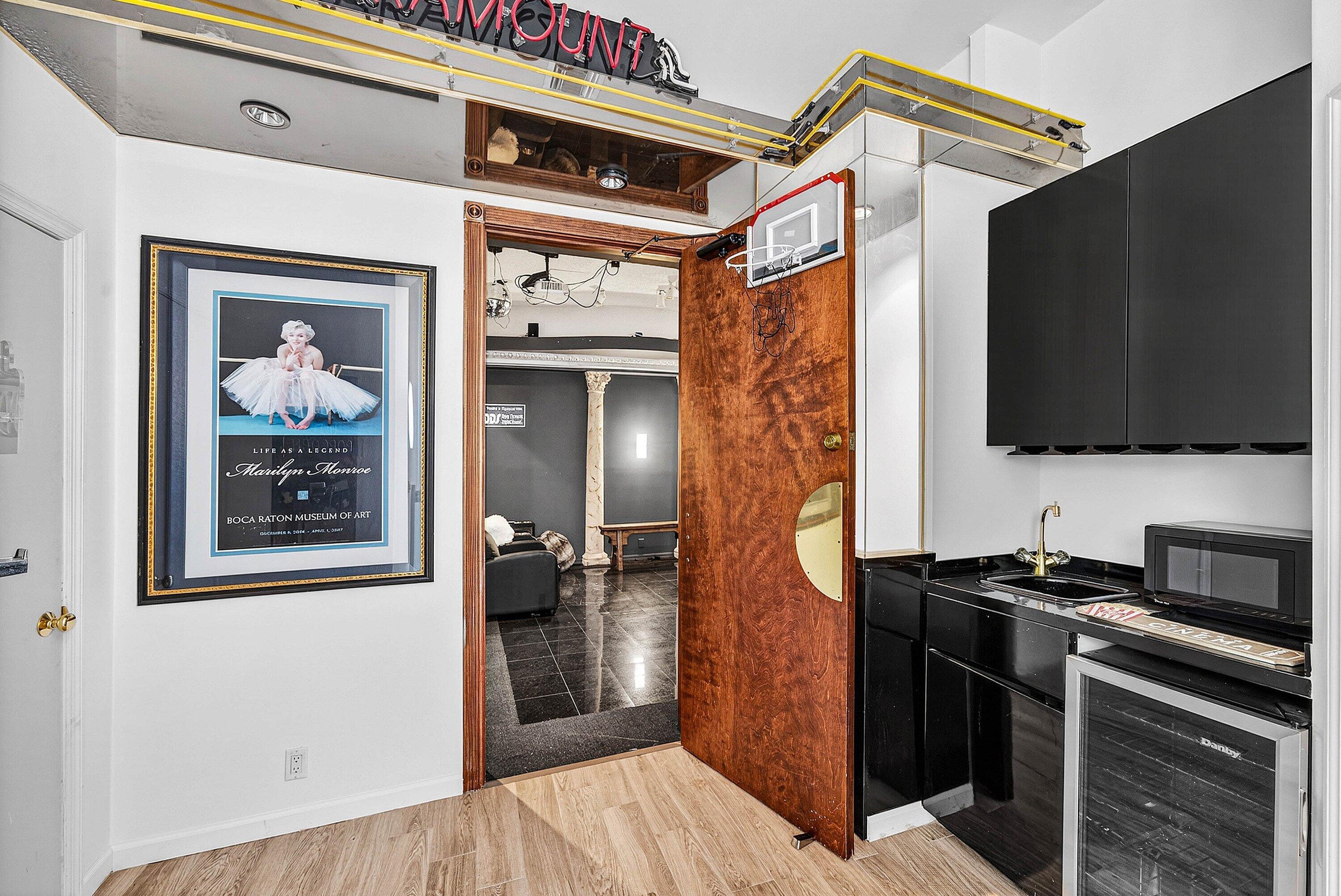 Banyans - Residential