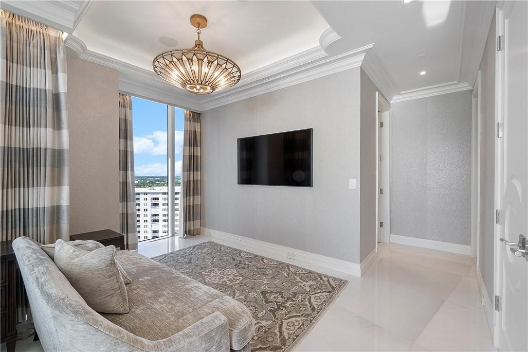 AUBERGE BEACH - Residential