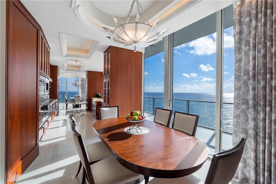 AUBERGE BEACH - Residential