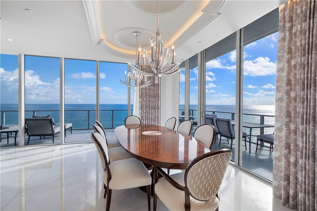 AUBERGE BEACH - Residential