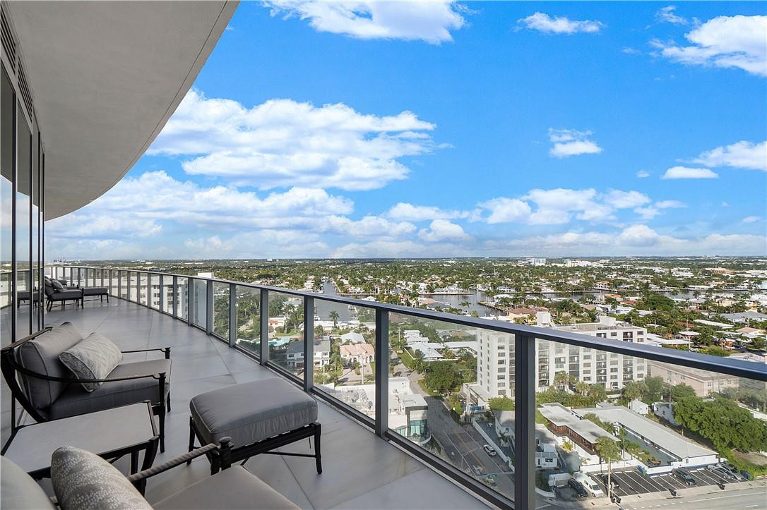 AUBERGE BEACH - Residential