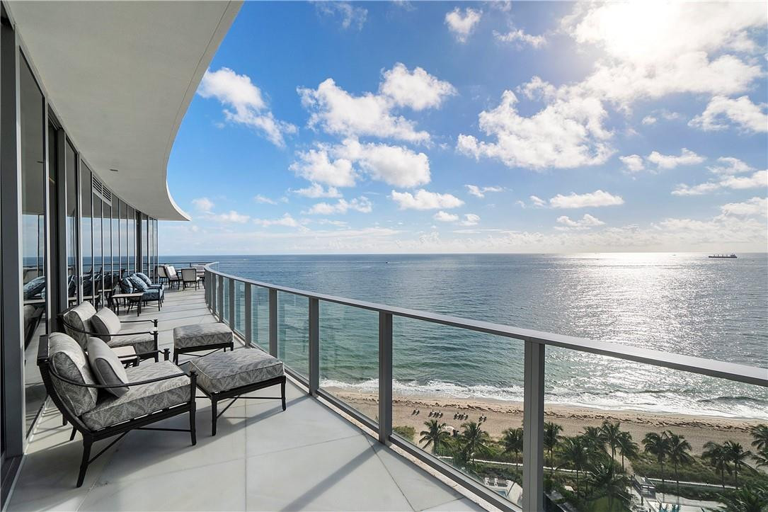 AUBERGE BEACH - Residential