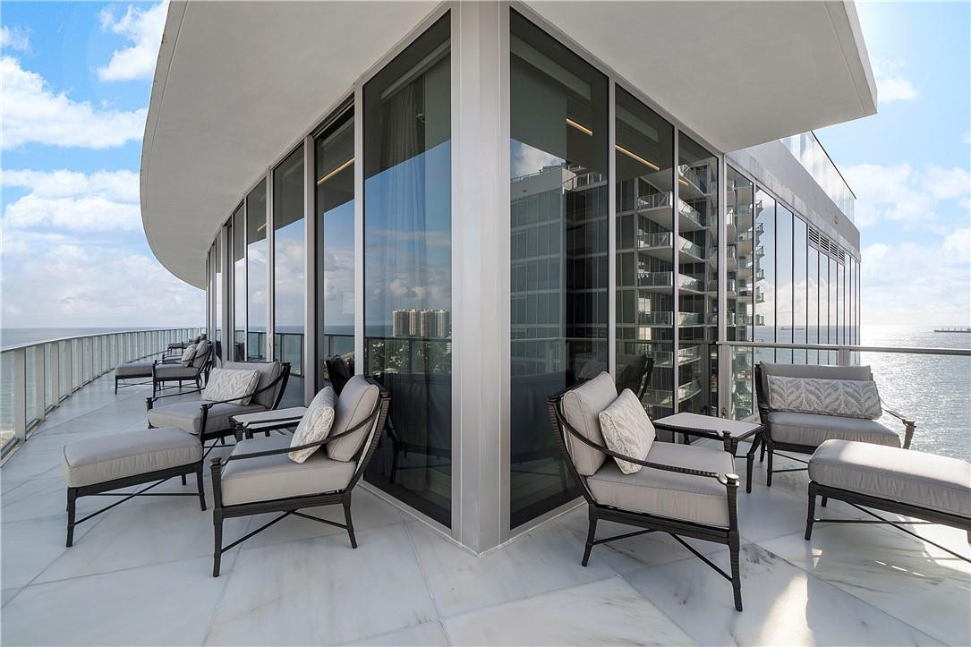 AUBERGE BEACH - Residential