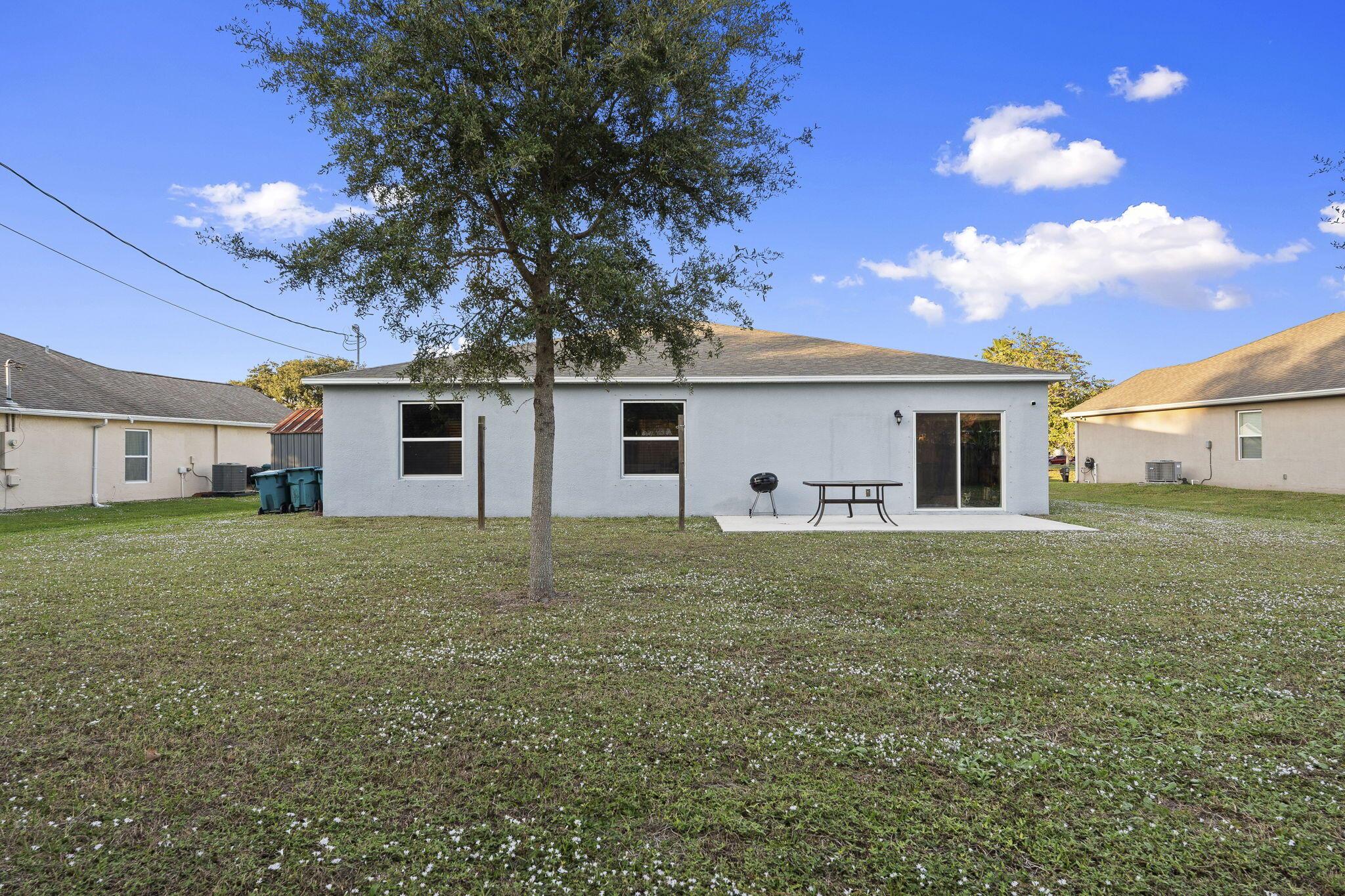 PORT ST LUCIE SECTION 8 - Residential