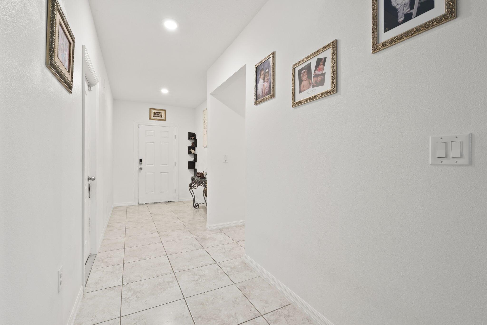 1414 SW Crest Avenue