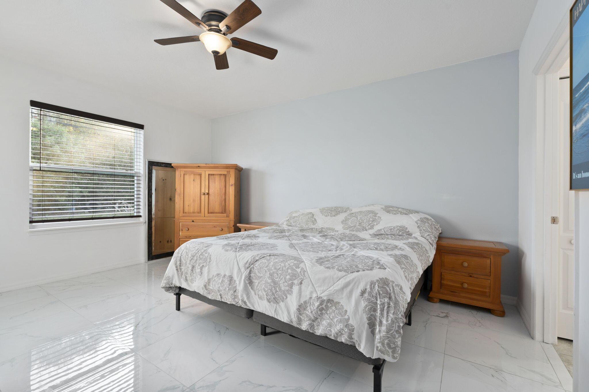 PORT ST LUCIE SECTION 8 - Residential