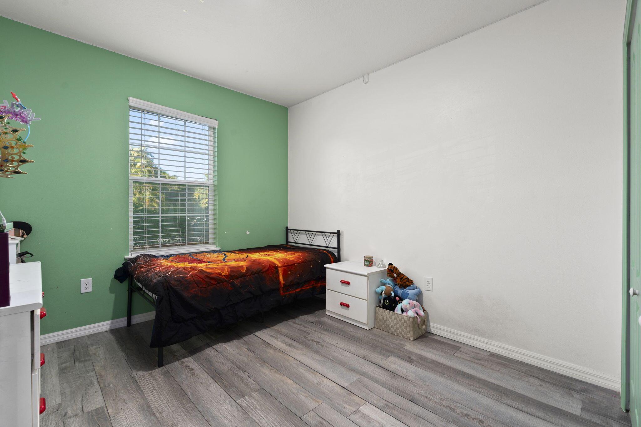 PORT ST LUCIE SECTION 8 - Residential