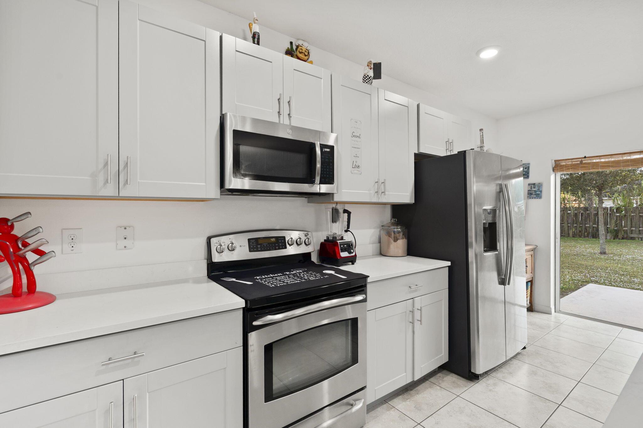 1414 SW Crest Avenue