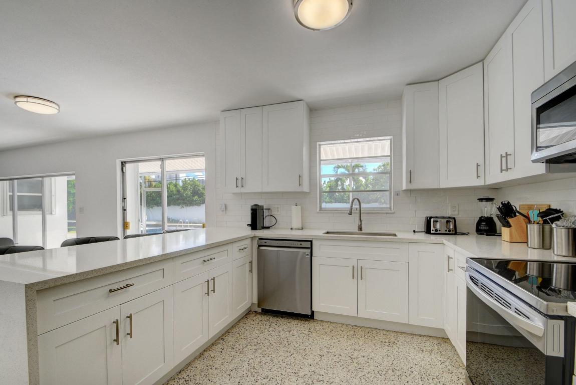 PALM BEACH ISLES 1 - Residential