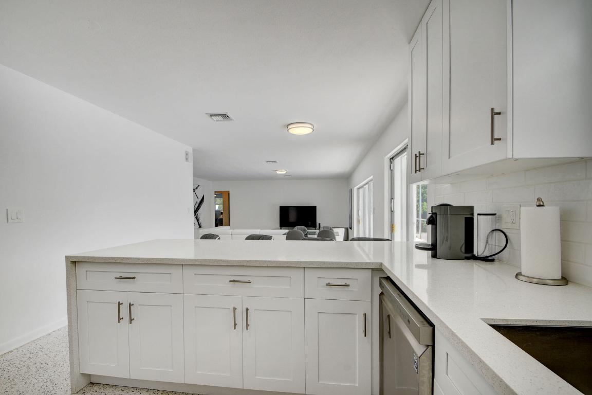 PALM BEACH ISLES 1 - Residential