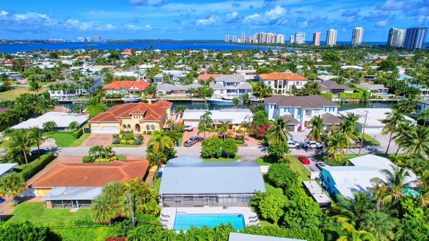 PALM BEACH ISLES 1 - Residential