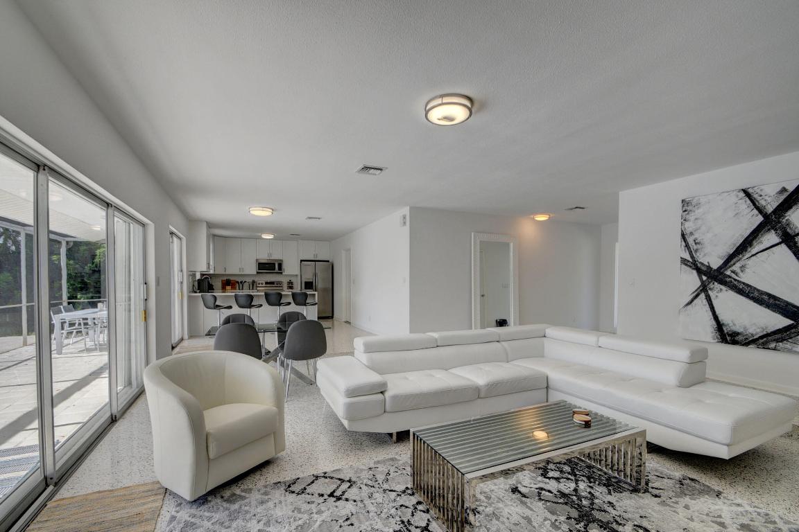 PALM BEACH ISLES 1 - Residential