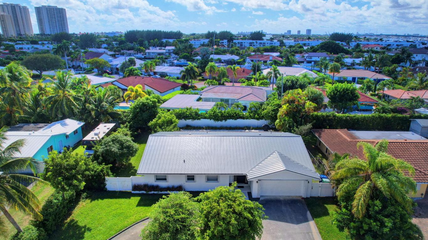 PALM BEACH ISLES 1 - Residential