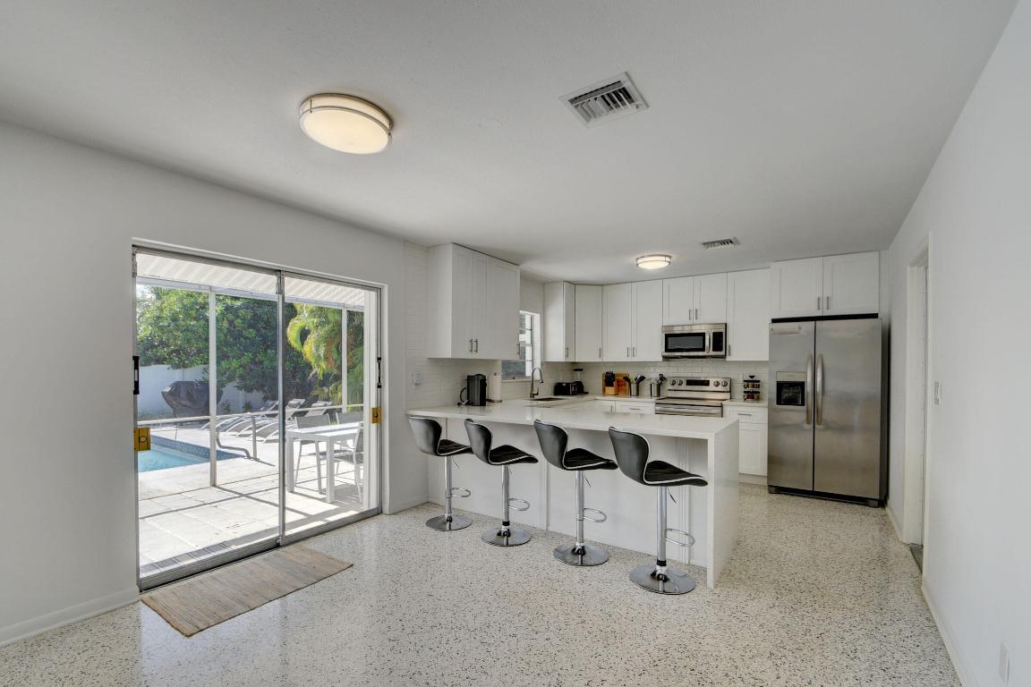 PALM BEACH ISLES 1 - Residential