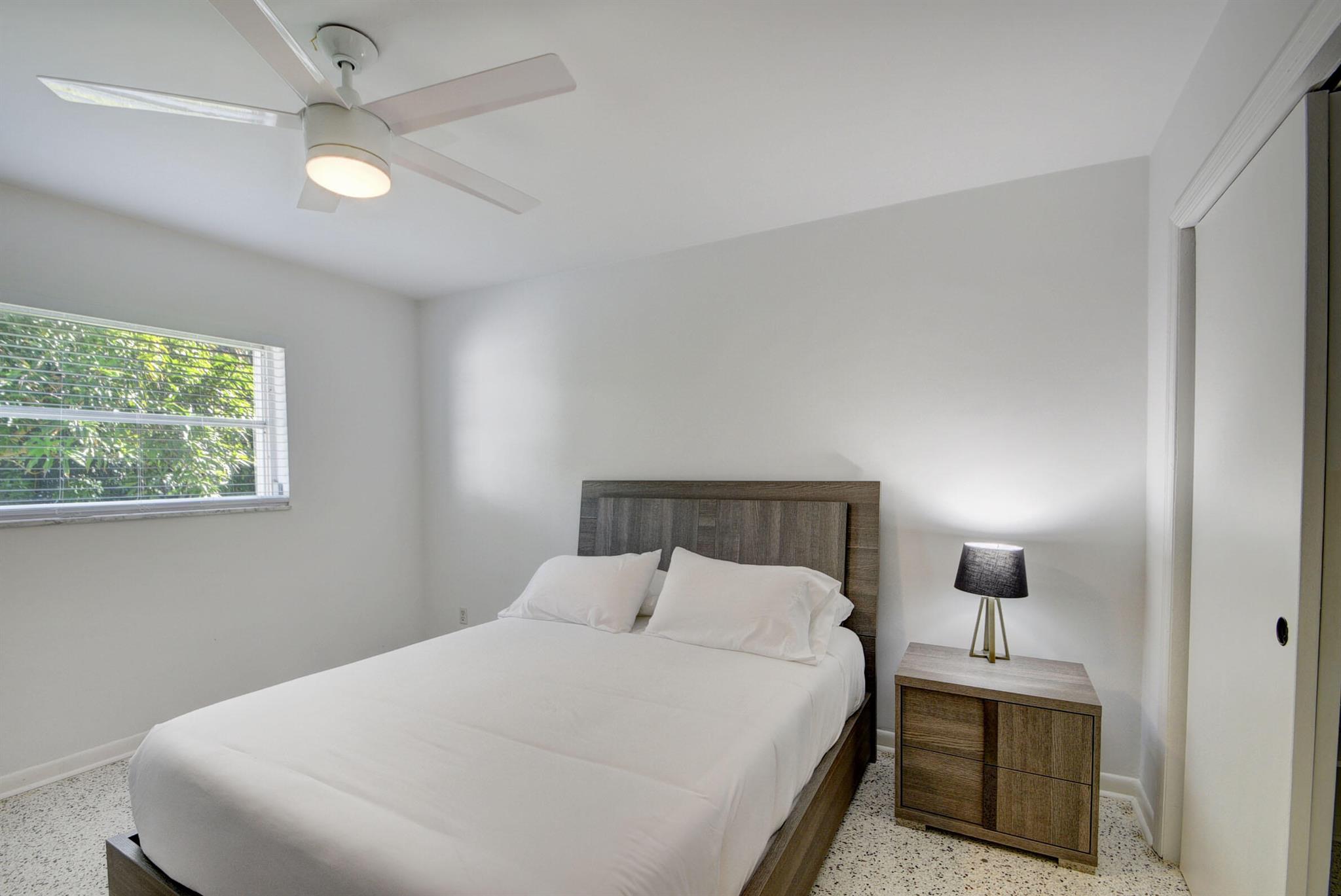 PALM BEACH ISLES 1 - Residential