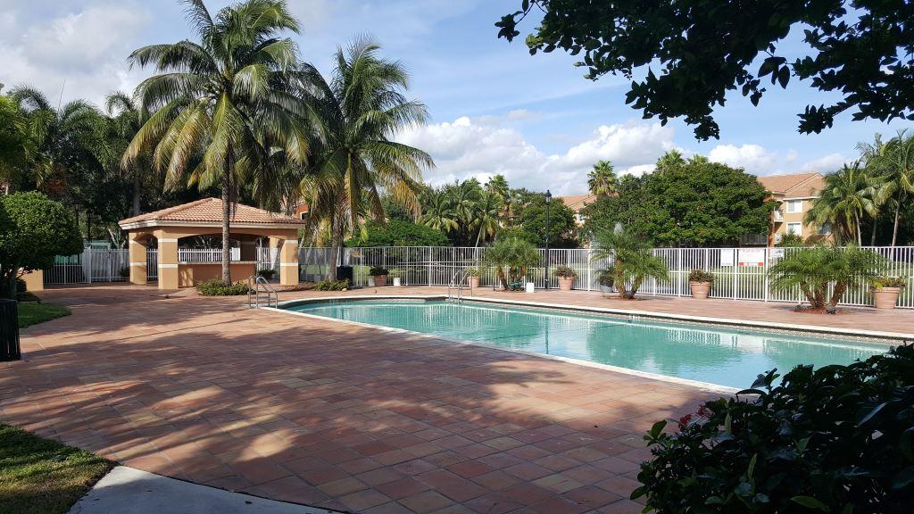 RIVIERA PALMS CONDO - Residential