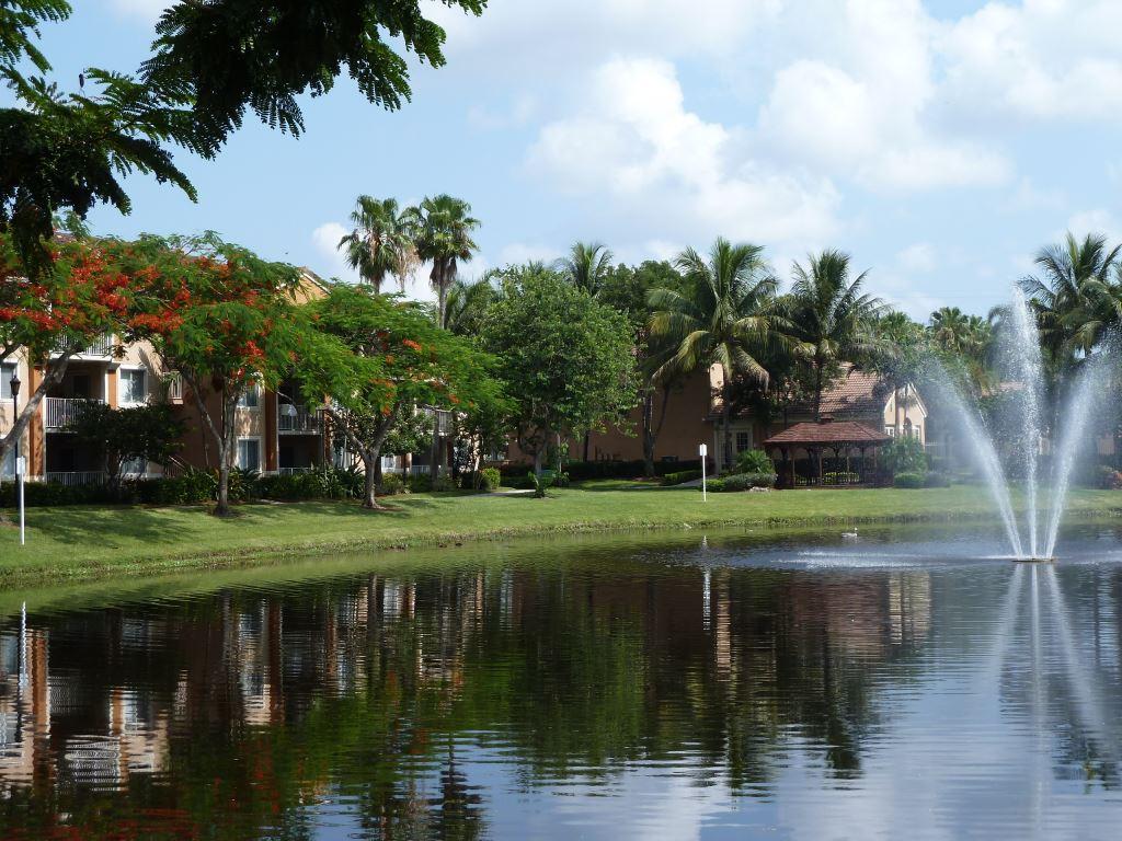 RIVIERA PALMS CONDO - Residential