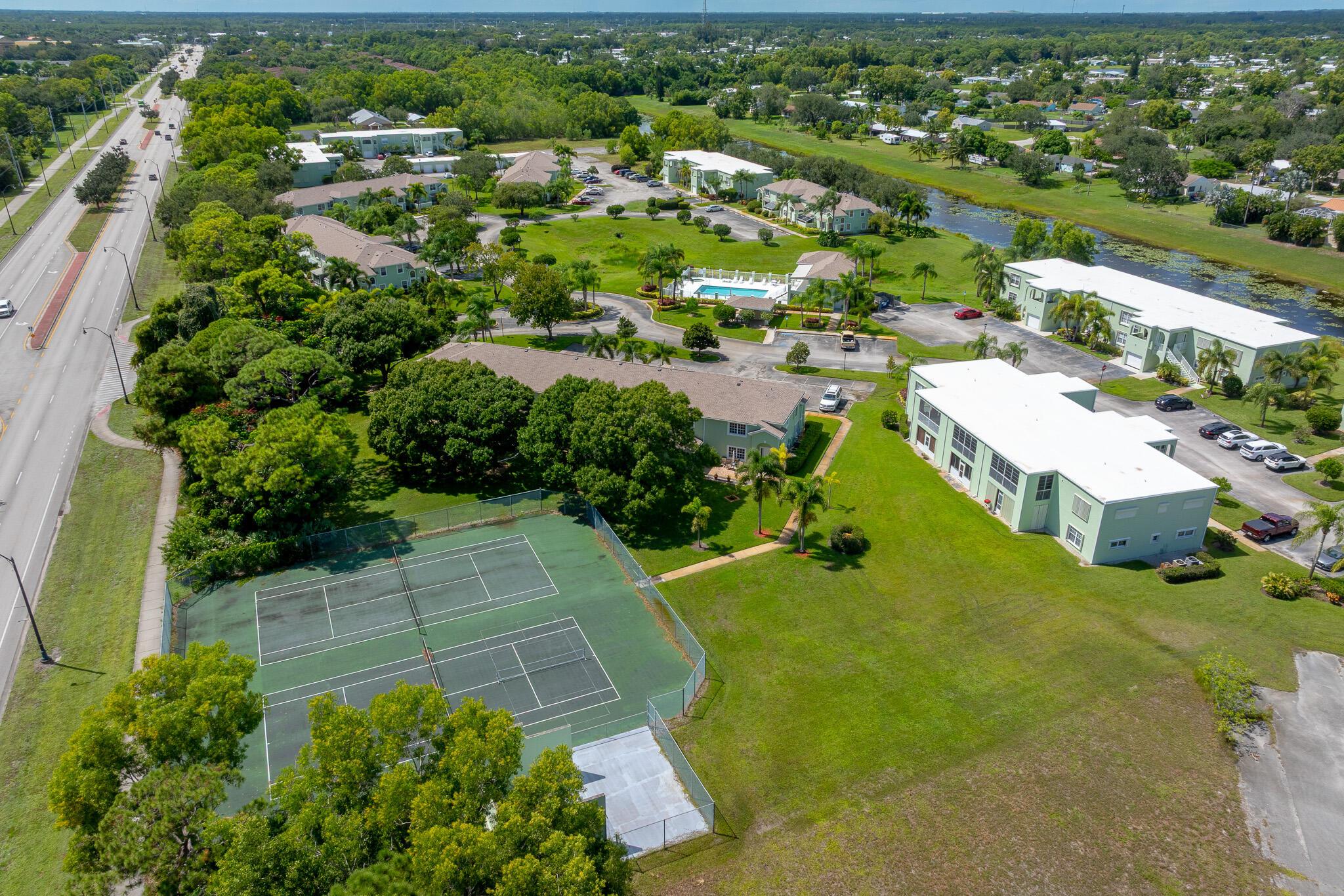 MEADOWS AT PSL BUILDING O - Residential