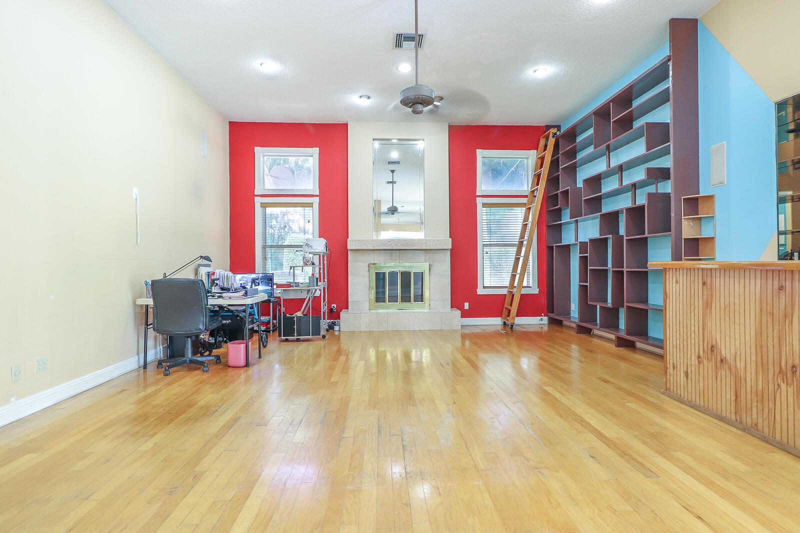 Palm Beach Country Estate - Residential